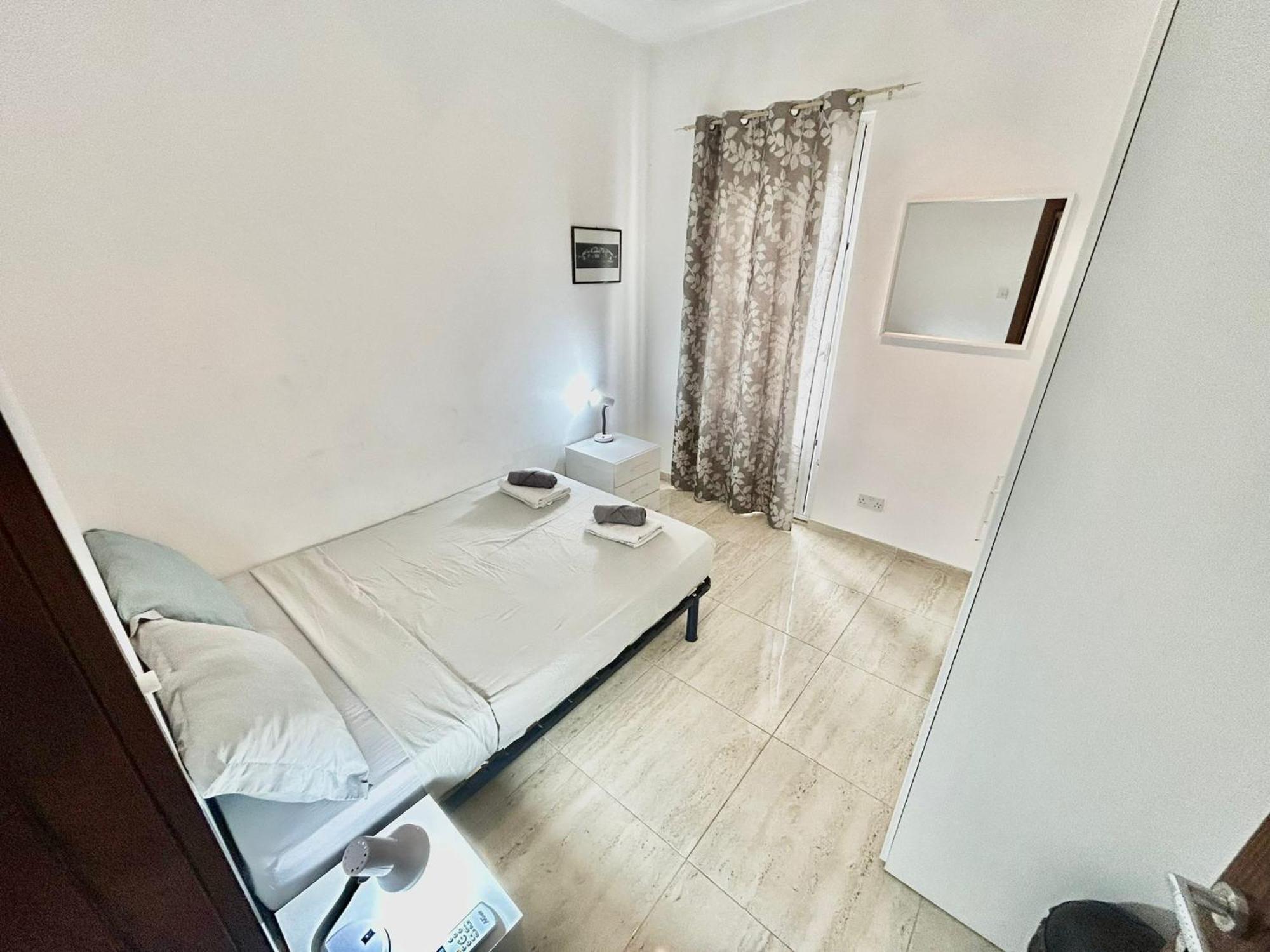 Sliema 2 Bedroom Apartment Dış mekan fotoğraf